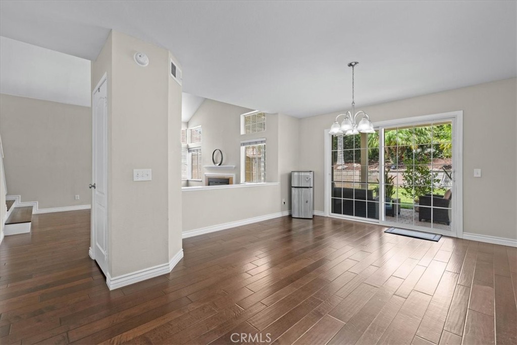 11236 Alencon Property Photo 5