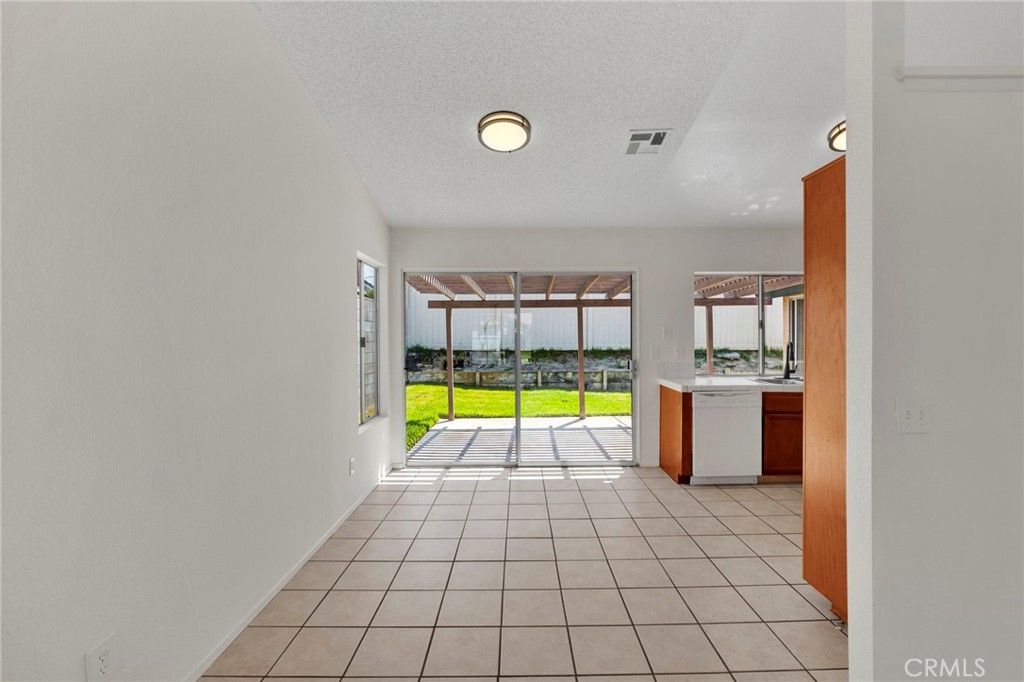 11311 Redwood Court Property Photo 9