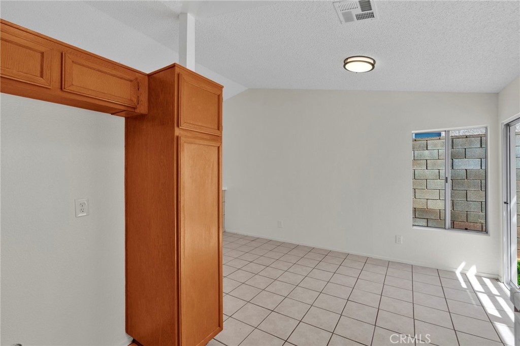 11311 Redwood Court Property Photo 13