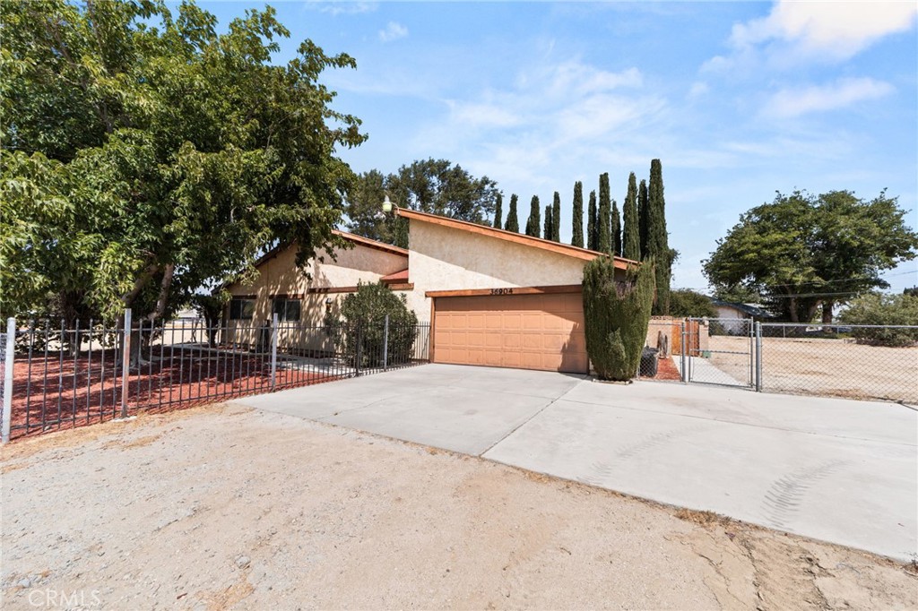 36904 103rd E Property Photo 4