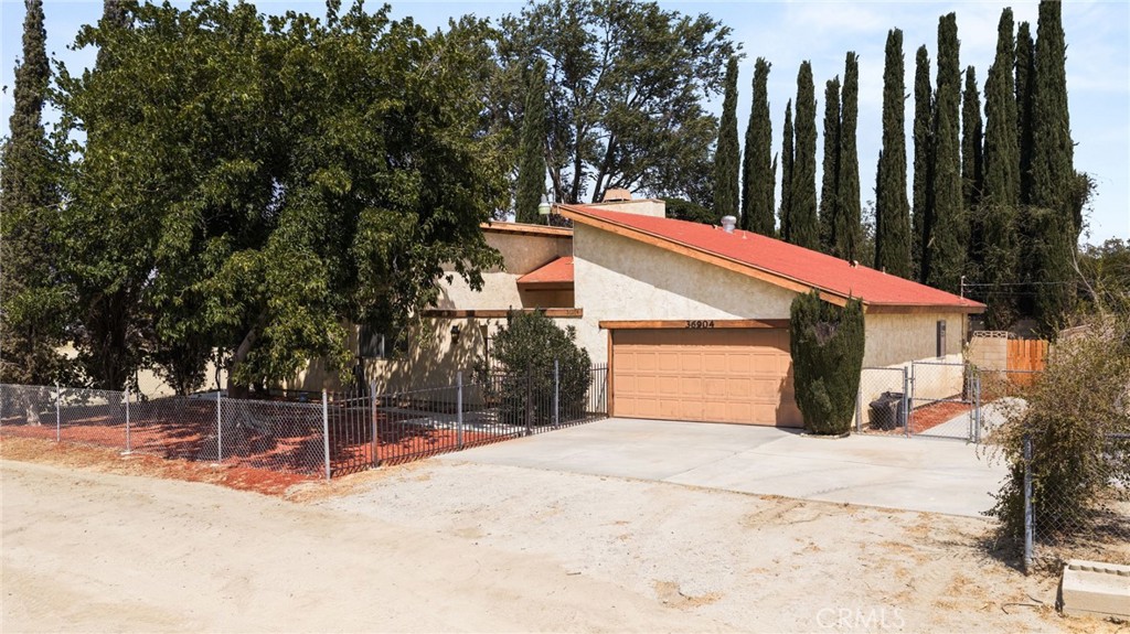 36904 103rd E Property Photo 6