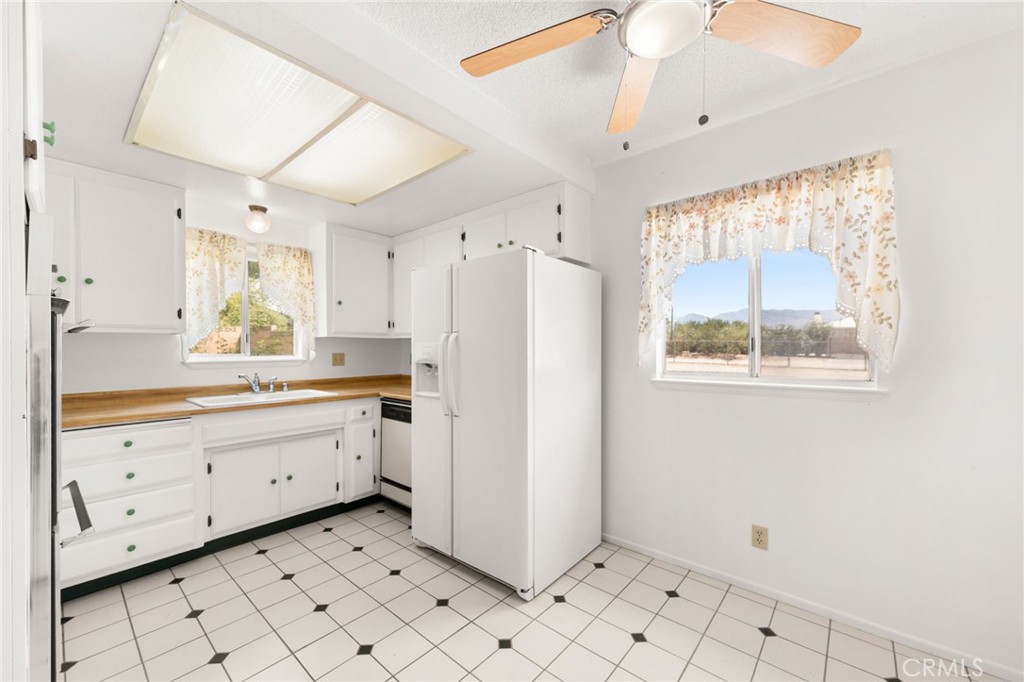 36904 103rd E Property Photo 10