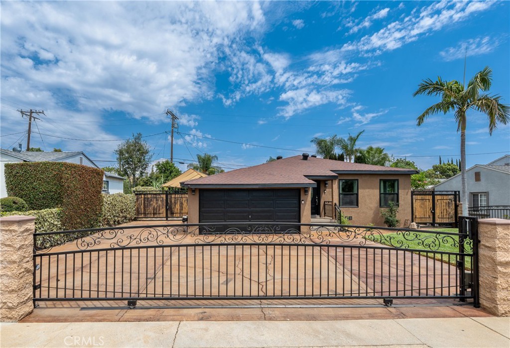 2136 Stanford Property Photo 4