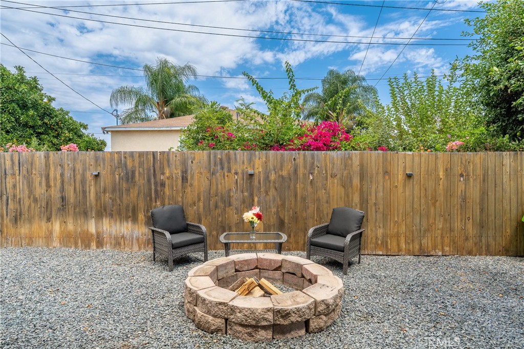 2136 Stanford Property Photo 9