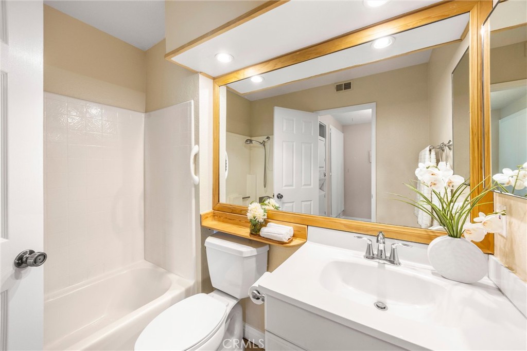 121 Grenada Property Photo 17