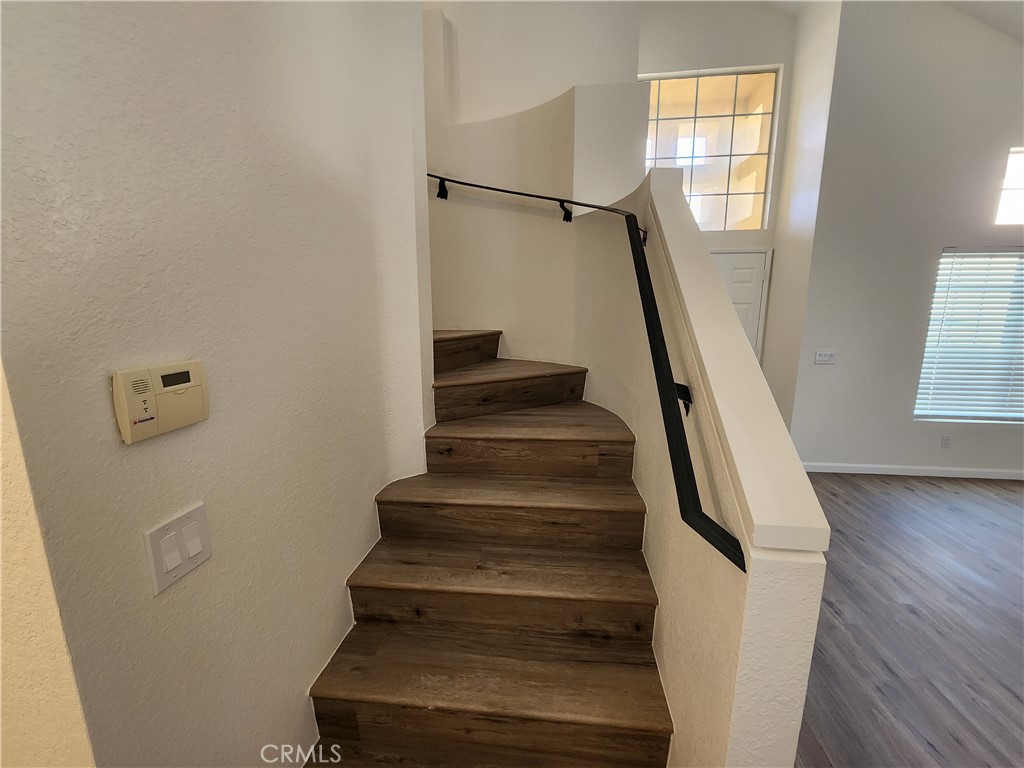 1846 E Milling Property Photo 11