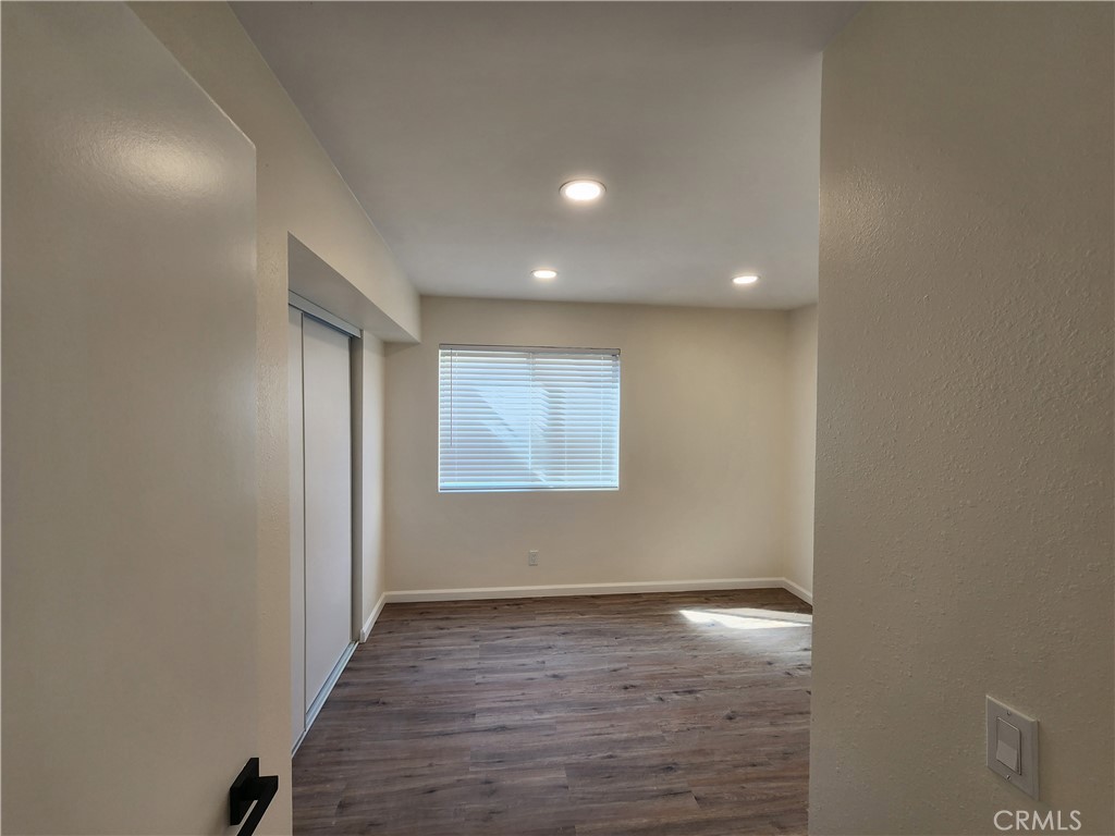1846 E Milling Property Photo 15