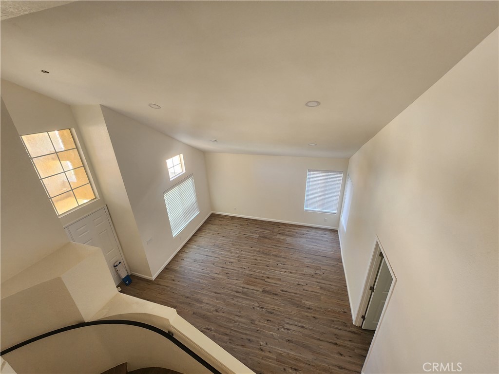 1846 E Milling Property Photo 19