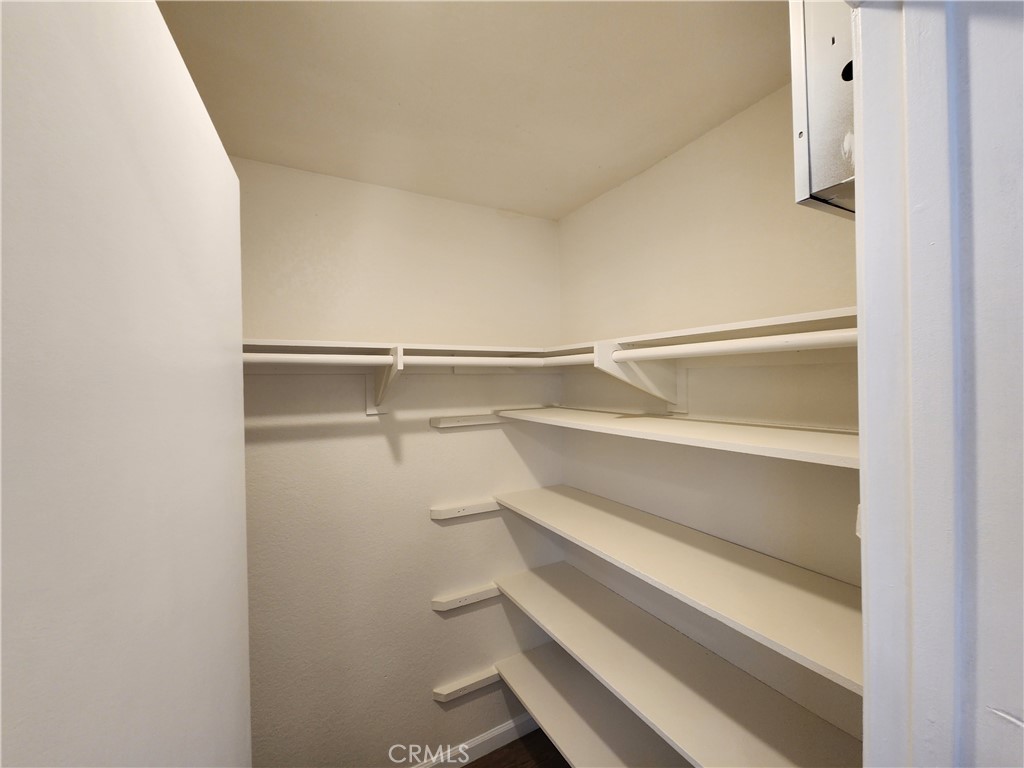 1846 E Milling Property Photo 22