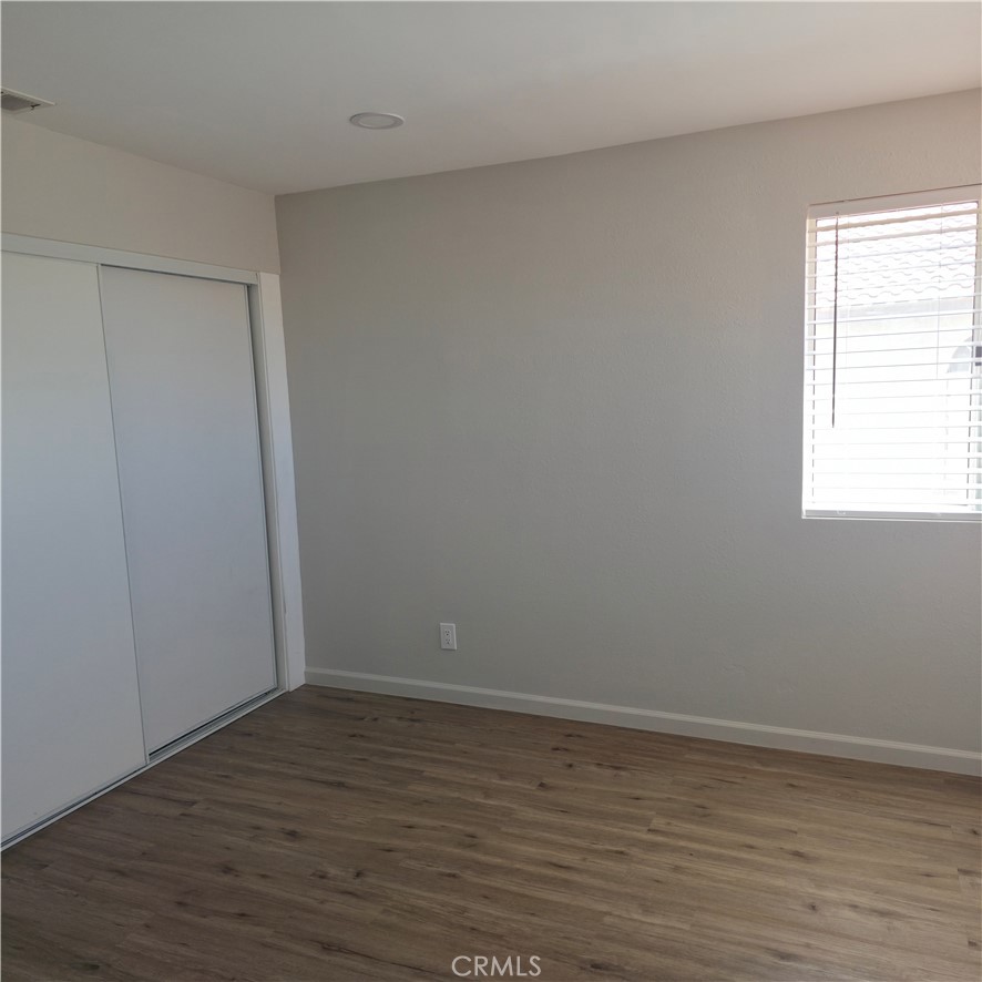 1846 E Milling Property Photo 23