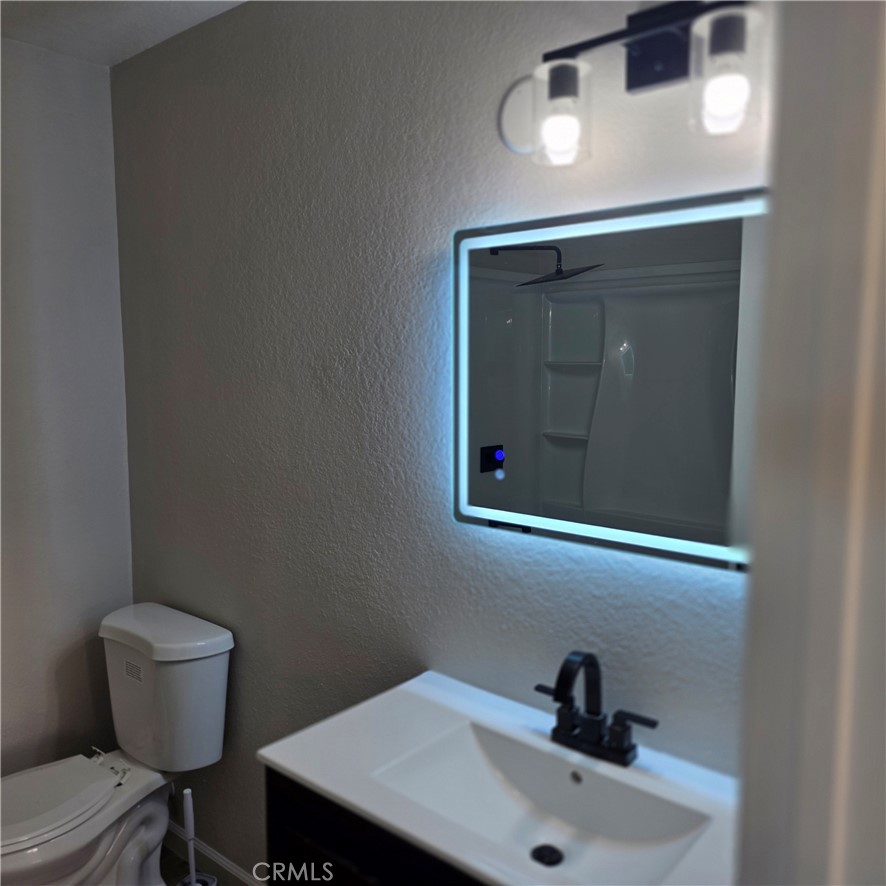 1846 E Milling Property Photo 29