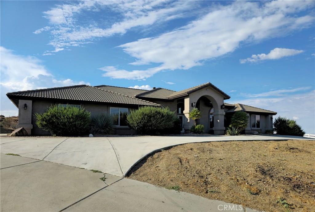 10282 Farmington Property Photo 1