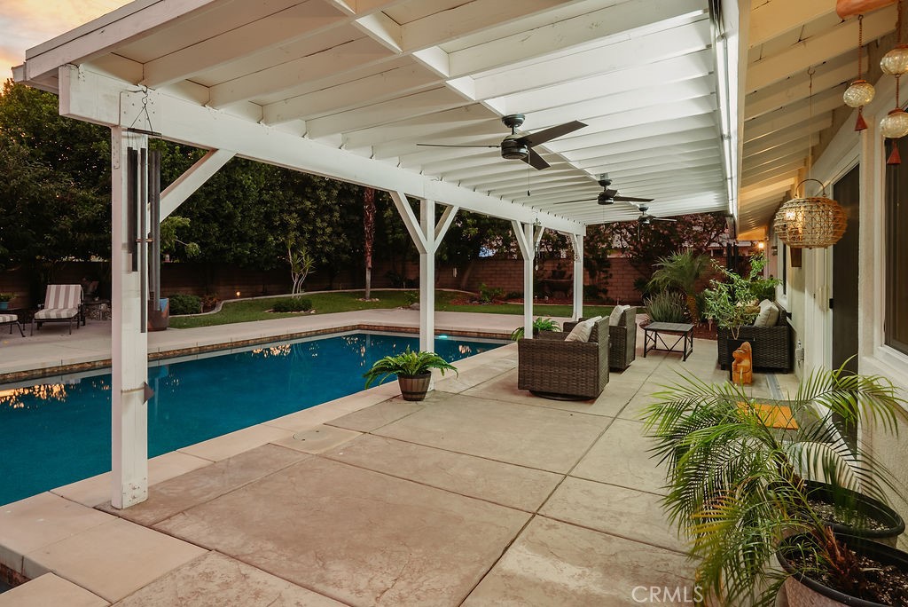 203 S Elwood Property Photo 60