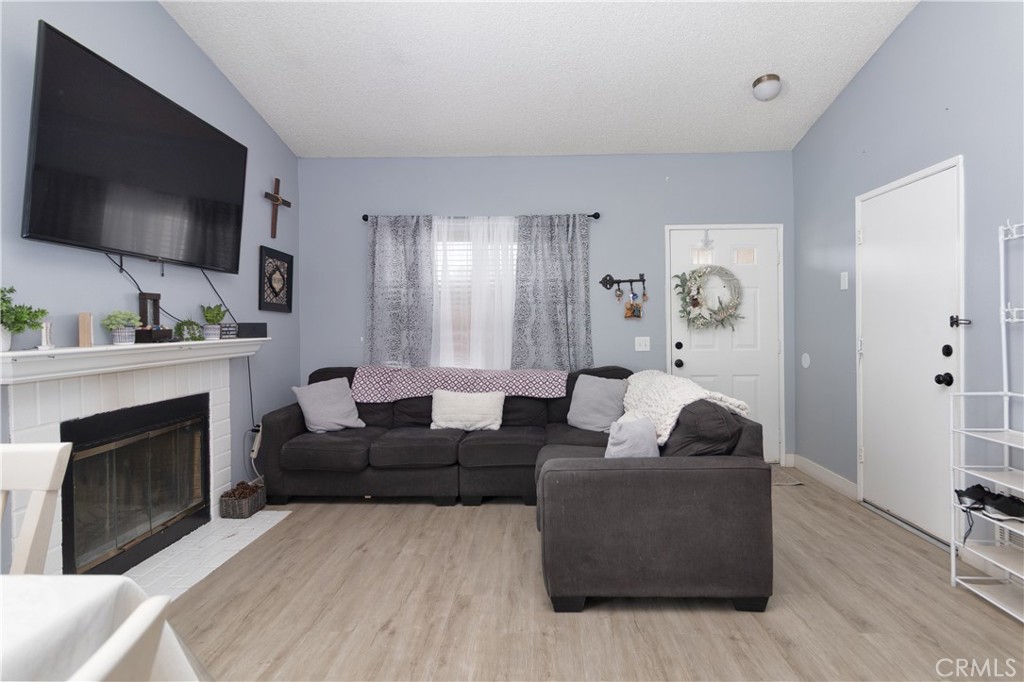 9155 Cherrywood Property Photo 2