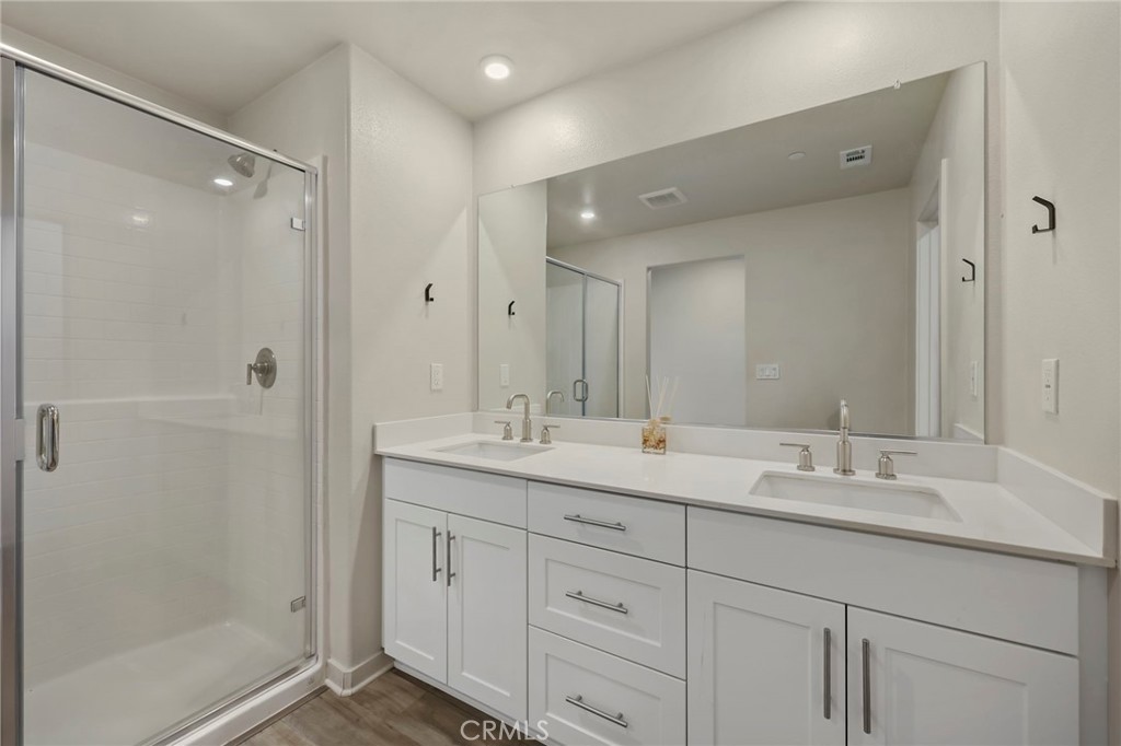 1112 Cardinal Way Property Photo 13