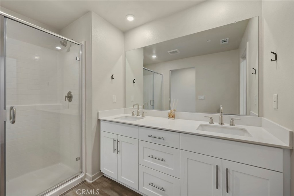 1112 Cardinal Way Property Photo 15
