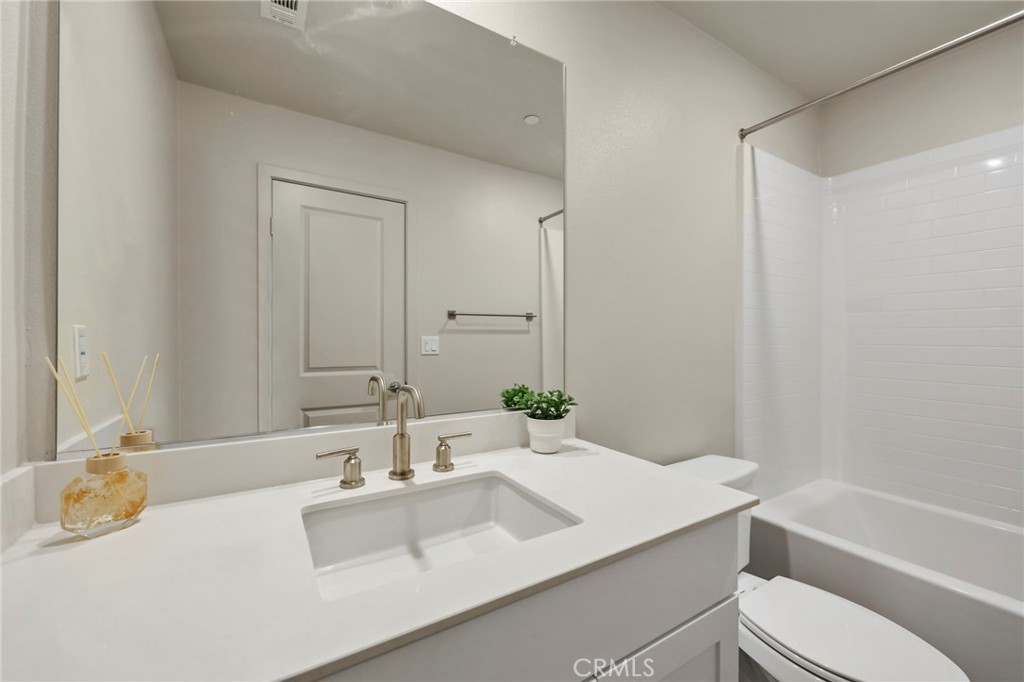 1112 Cardinal Way Property Photo 16
