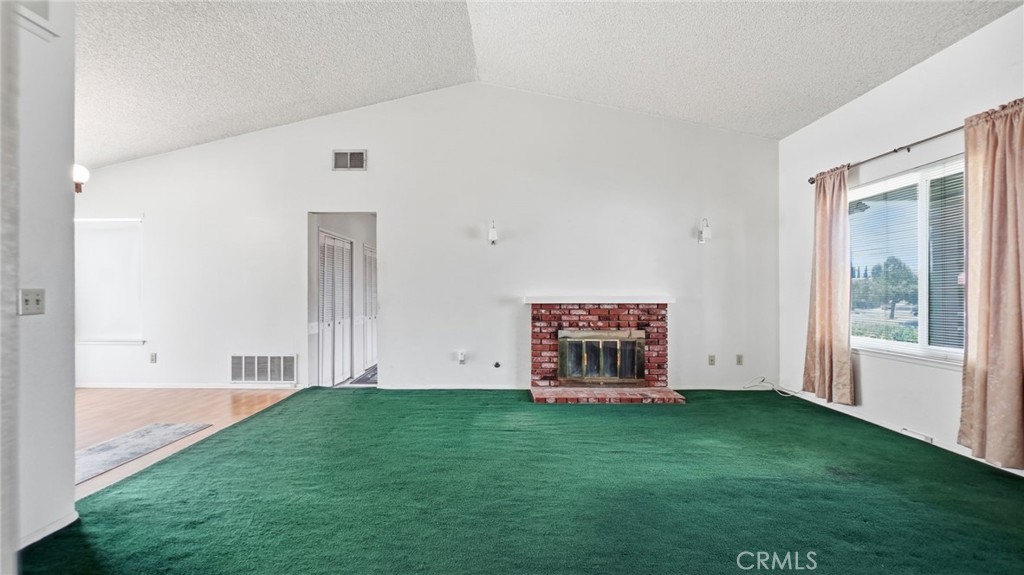 1181 Camphor Property Photo 6