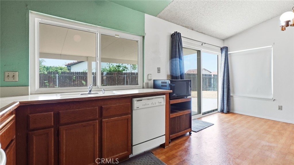 1181 Camphor Property Photo 12