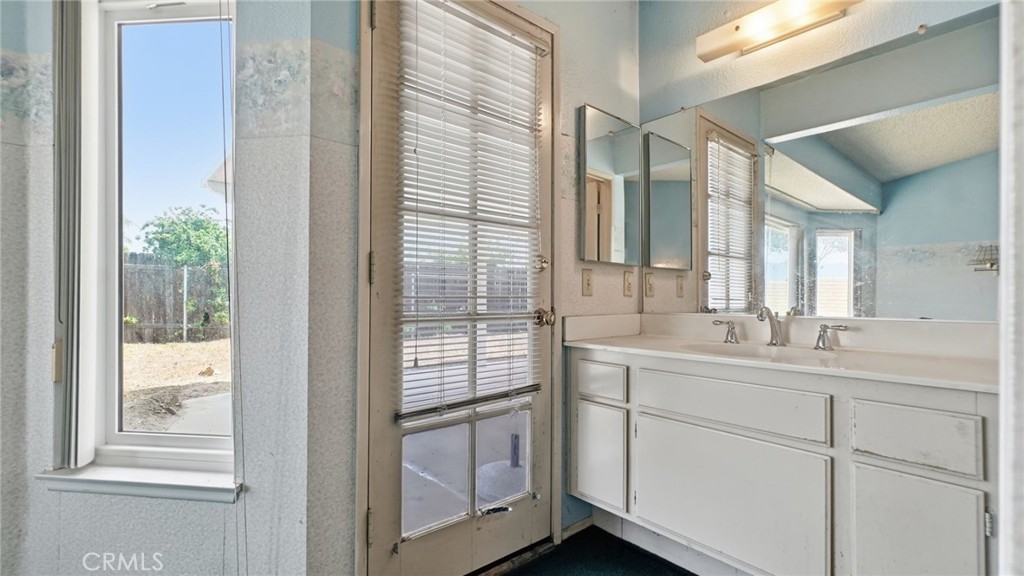 1181 Camphor Property Photo 17