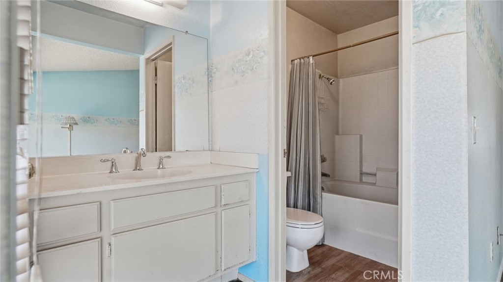 1181 Camphor Property Photo 19