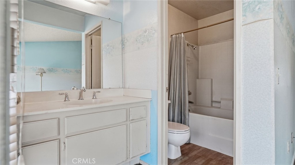 1181 Camphor Property Photo 19