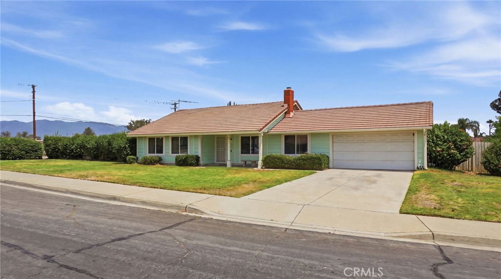 1181 Camphor Property Photo 32
