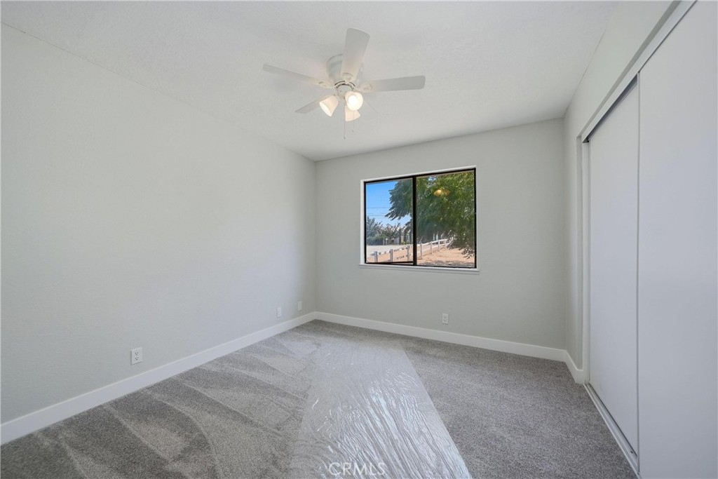 18358 Catalpa Property Photo 23