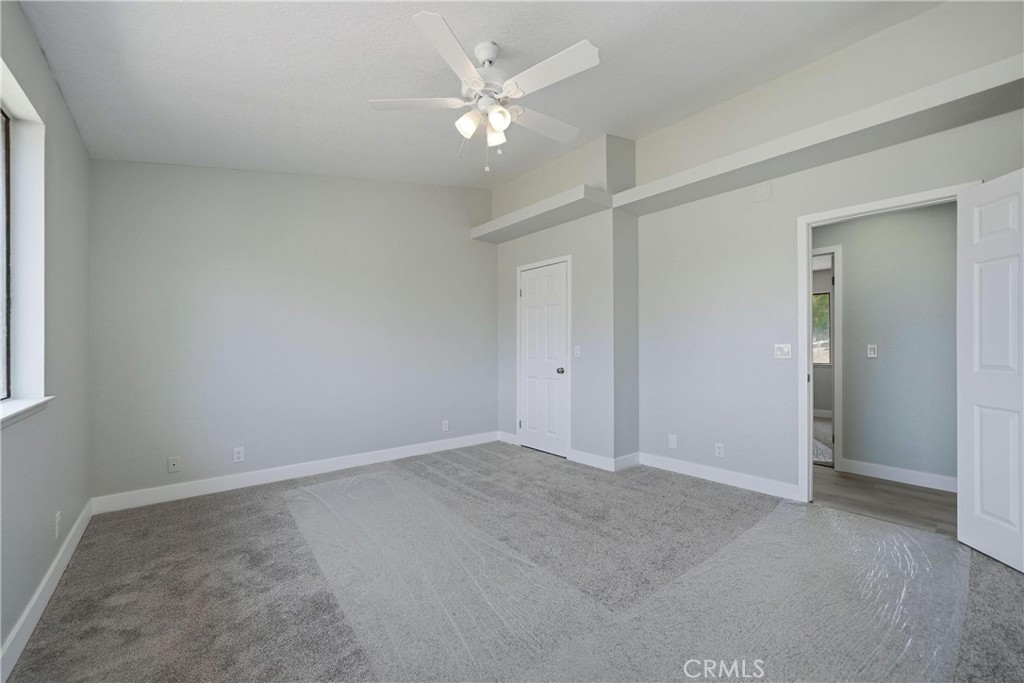 18358 Catalpa Property Photo 26