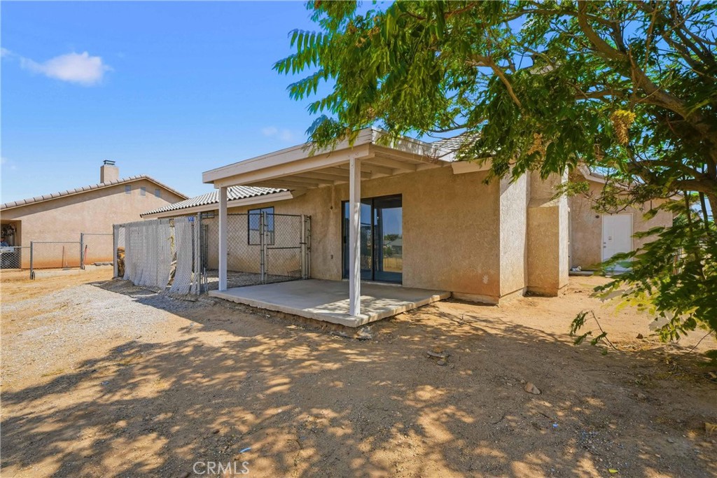 18358 Catalpa Property Photo 32