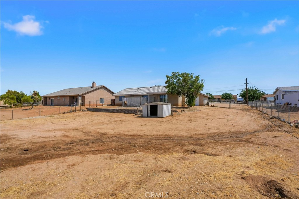 18358 Catalpa Property Photo 33
