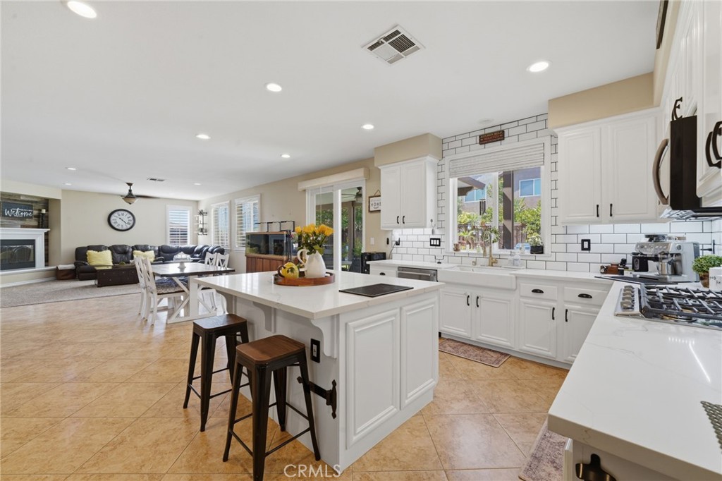18077 Tanzanite Road Property Photo 16