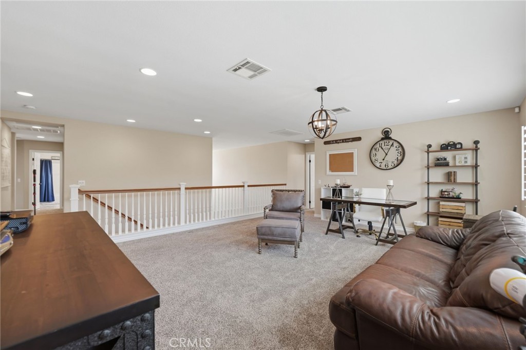 18077 Tanzanite Road Property Photo 28