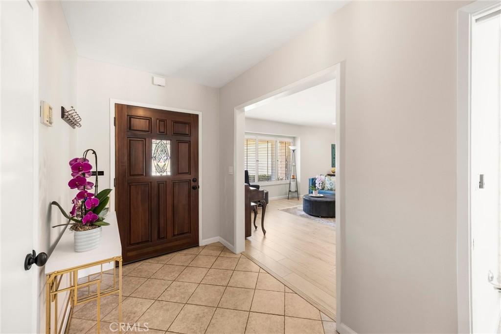 698 Wellesley Property Photo 3