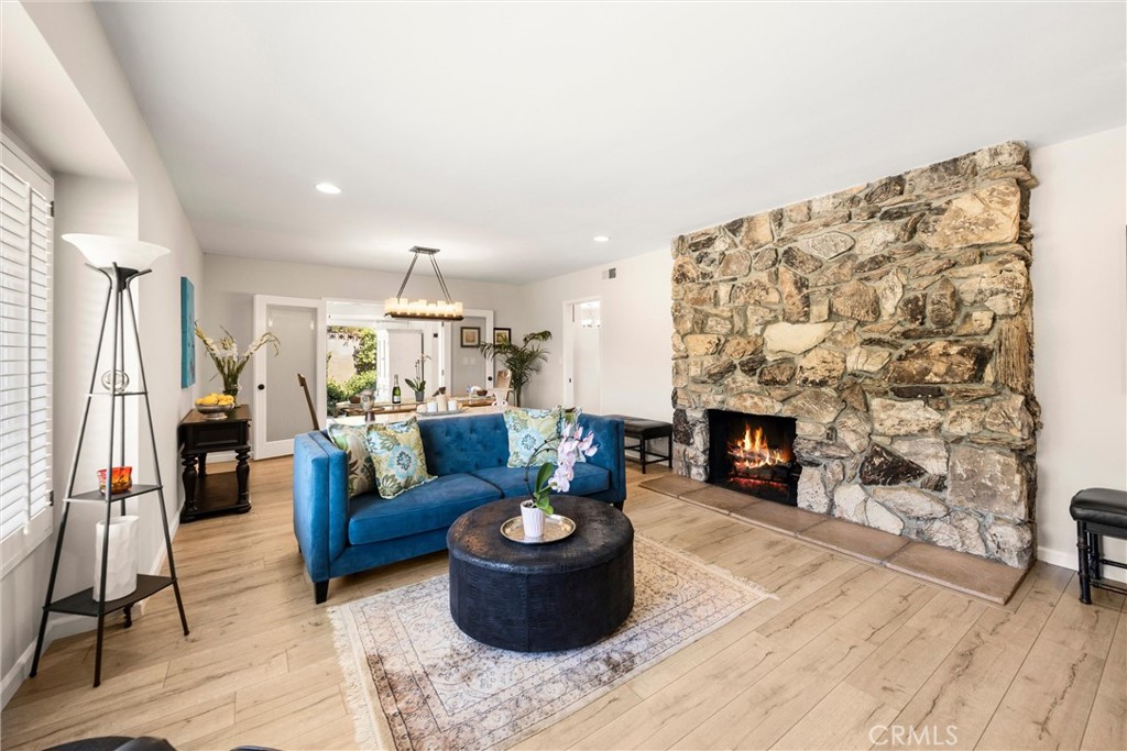 698 Wellesley Property Photo 4