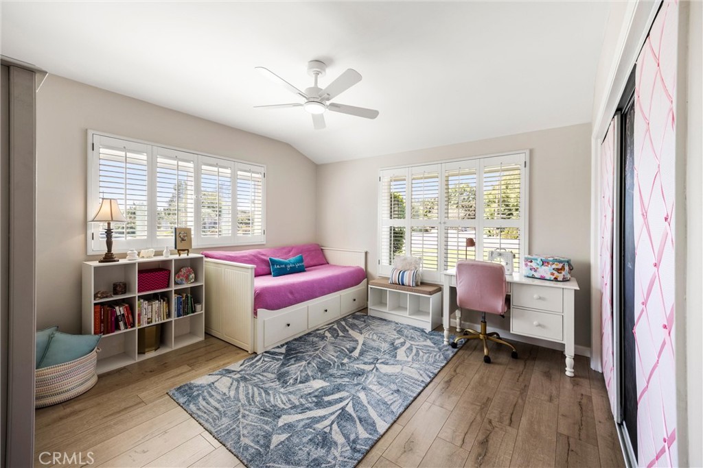 698 Wellesley Property Photo 19