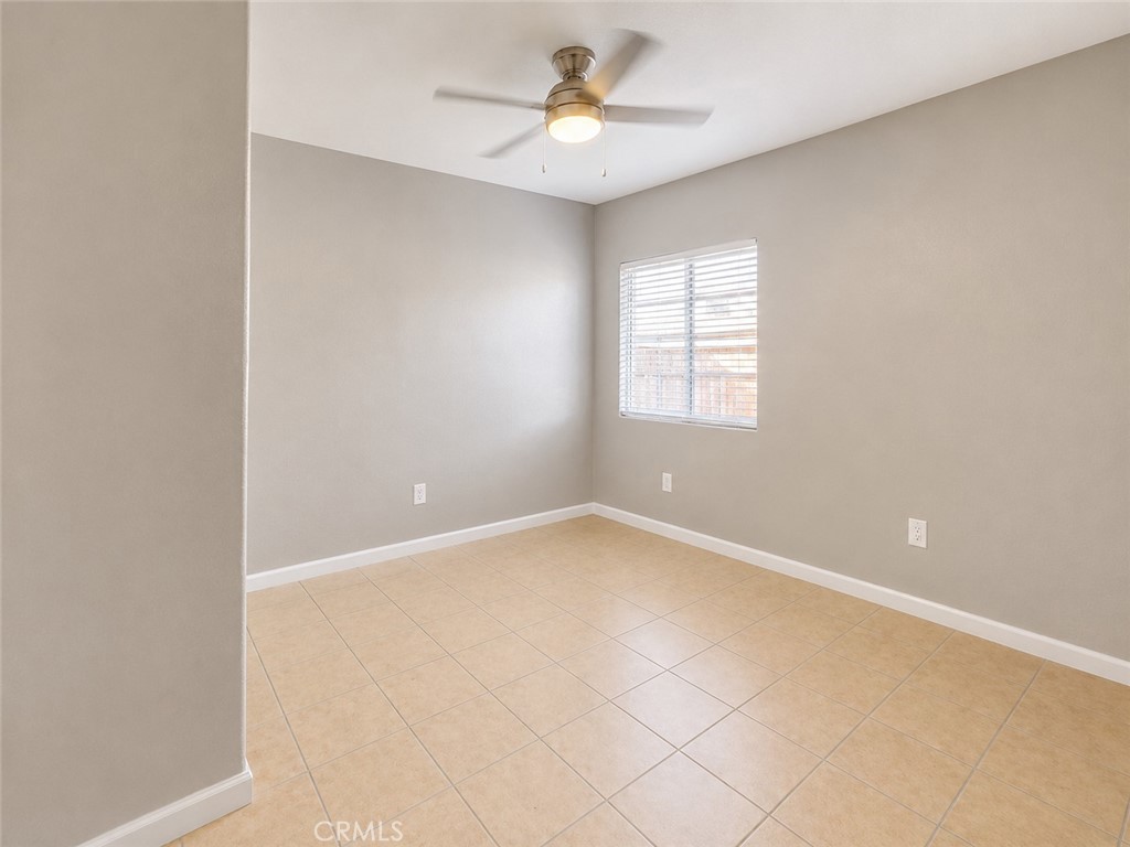 16773 Randall Avenue B Property Photo 6