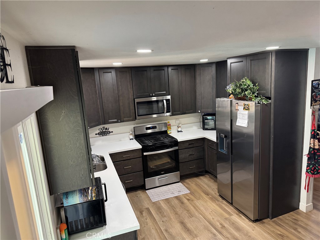 1504 Eucalyptus Property Photo 6
