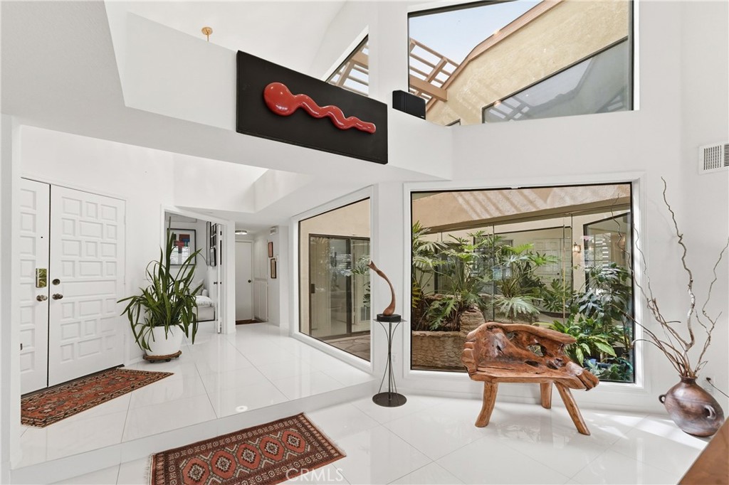 1715 Calle De Oro Property Photo 10