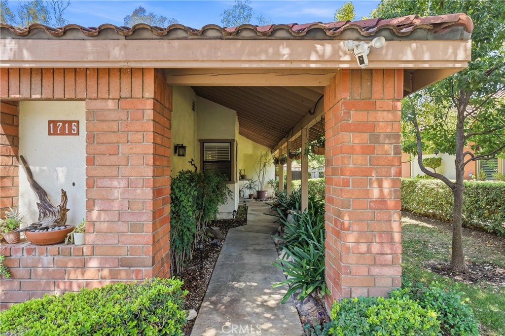 1715 Calle De Oro Property Photo 40