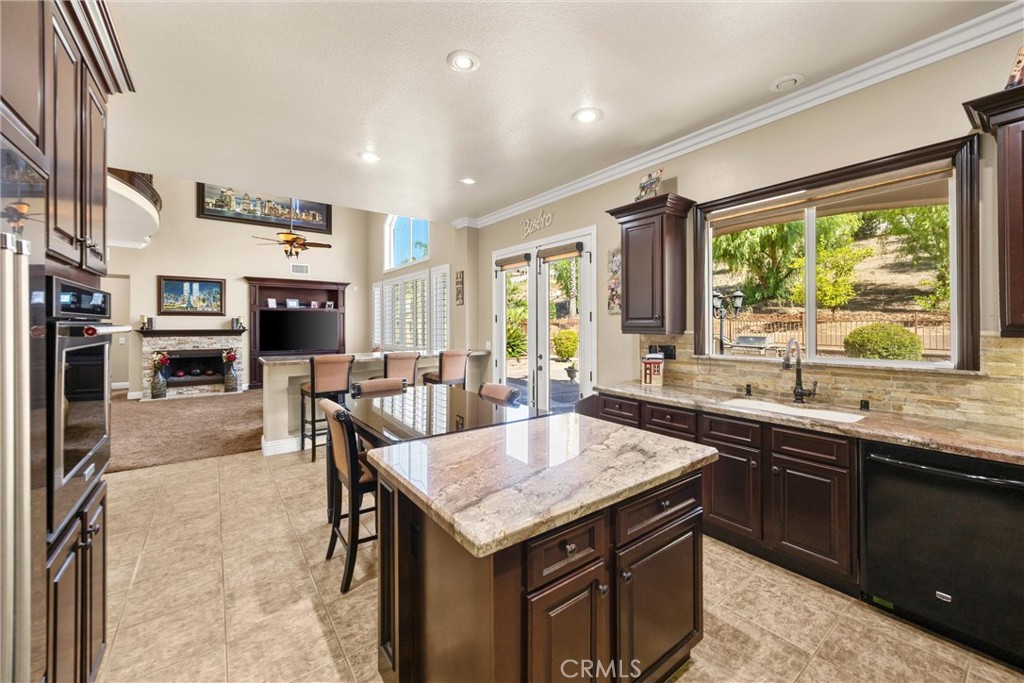 9856 Summerhill Road Property Photo 10