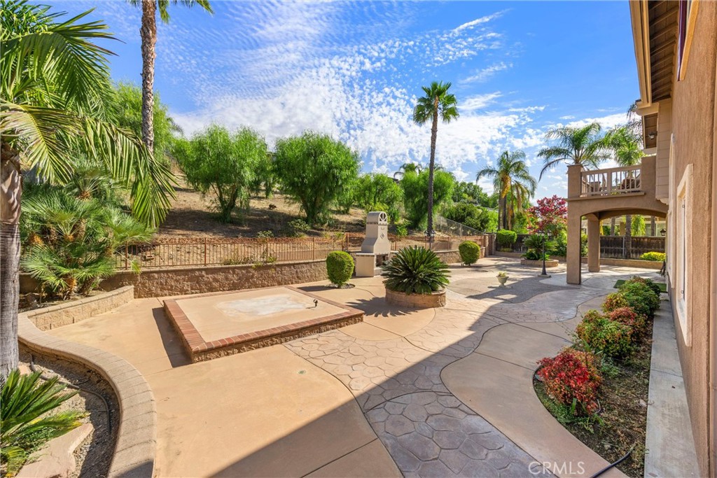 9856 Summerhill Road Property Photo 31