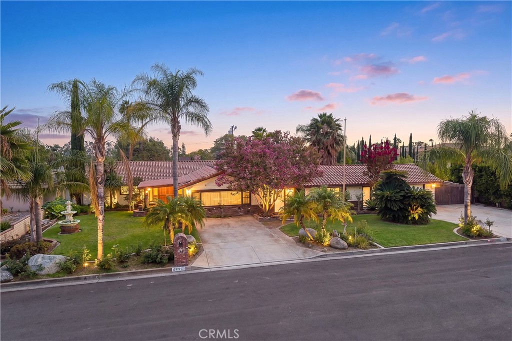 13021 Vista Property Photo 2