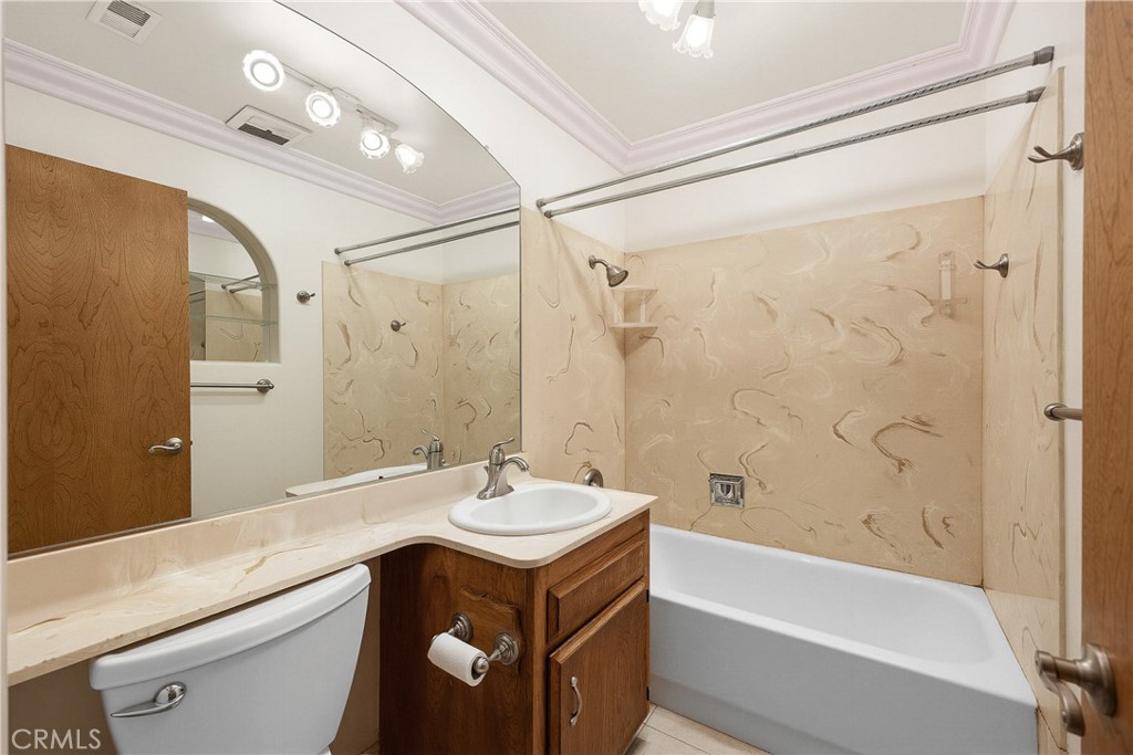 13021 Vista Property Photo 22
