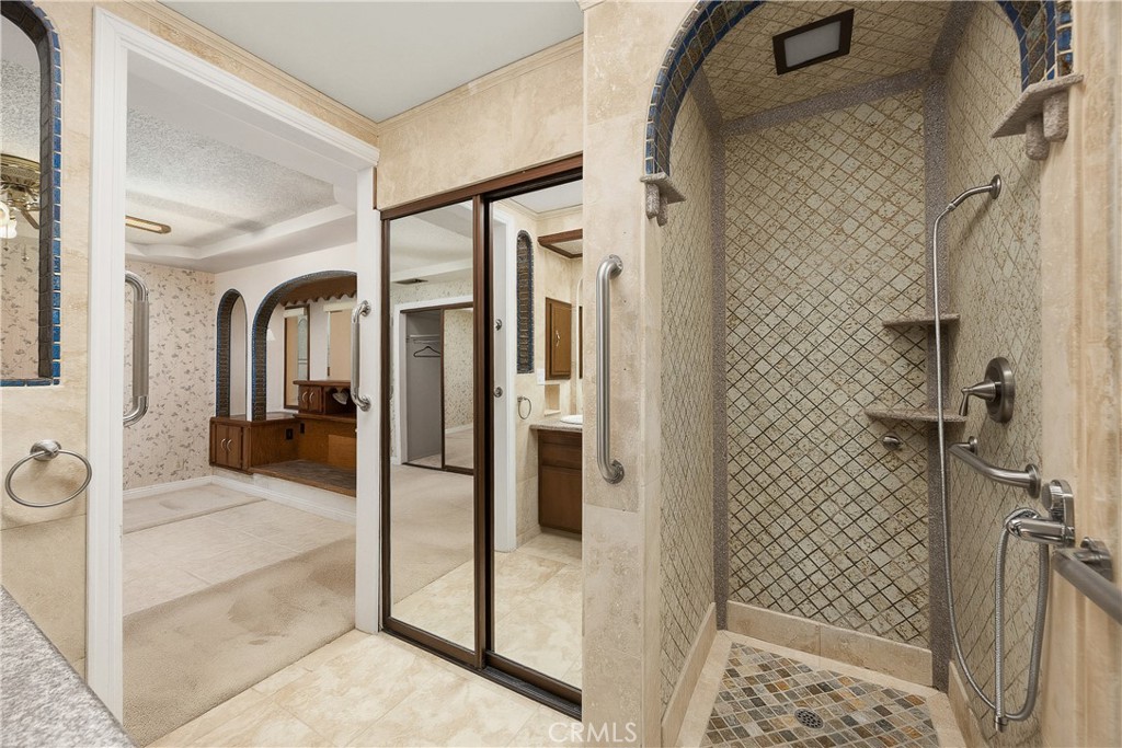 13021 Vista Property Photo 24