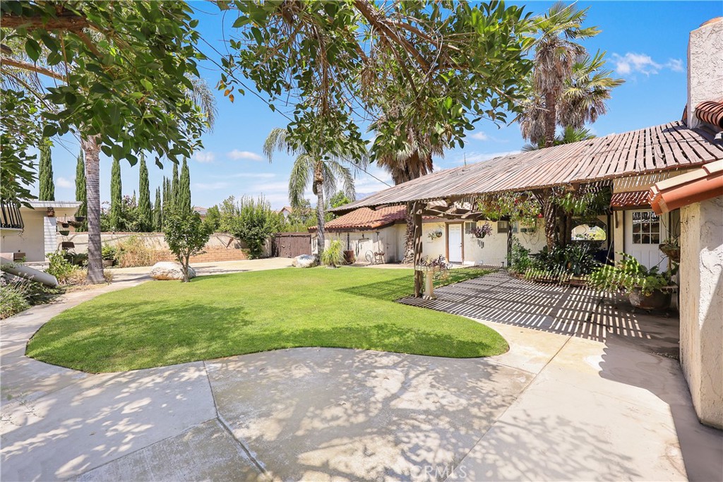 13021 Vista Property Photo 39