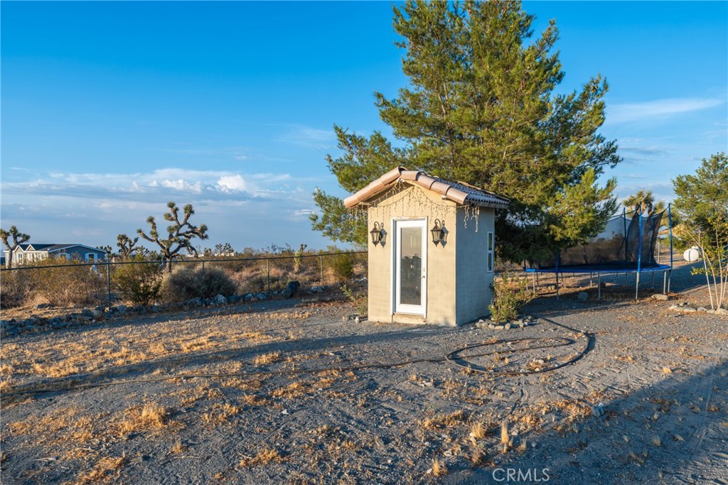 11815 Rosado Road Property Photo 7