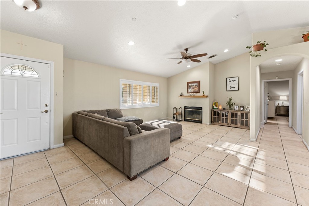 11815 Rosado Road Property Photo 12