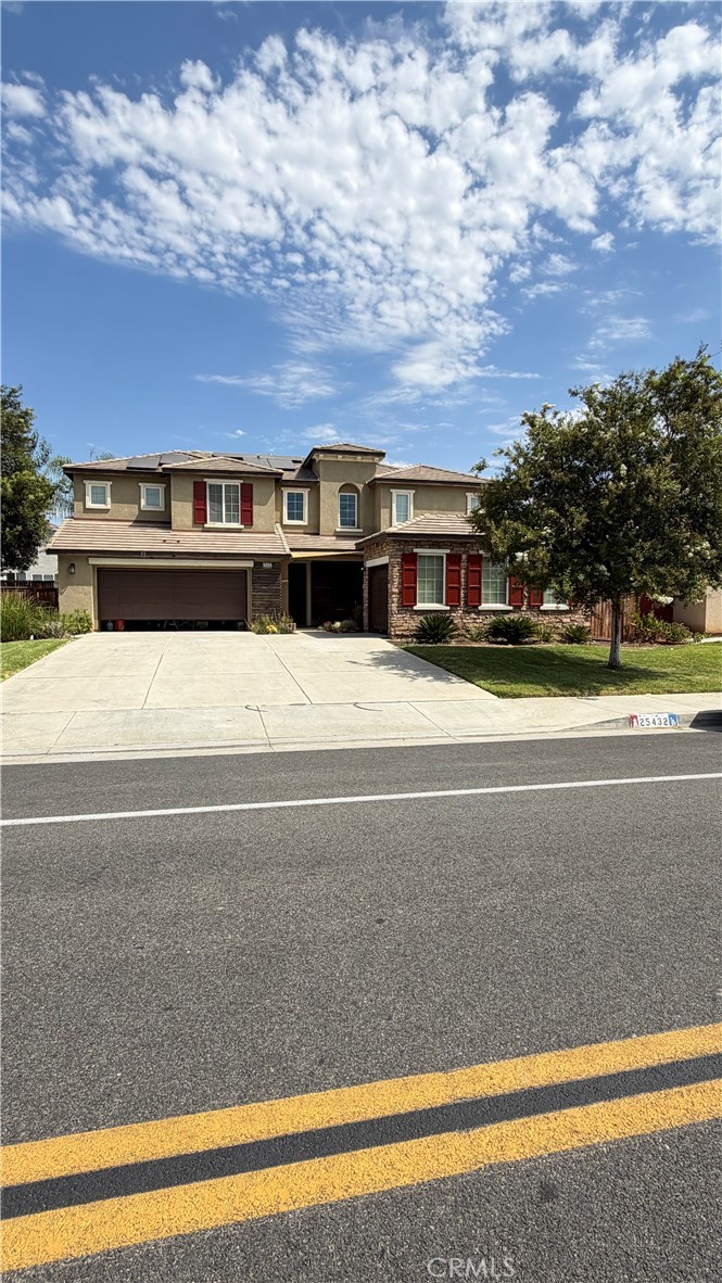 25432 Delphinium Ave Property Photo
