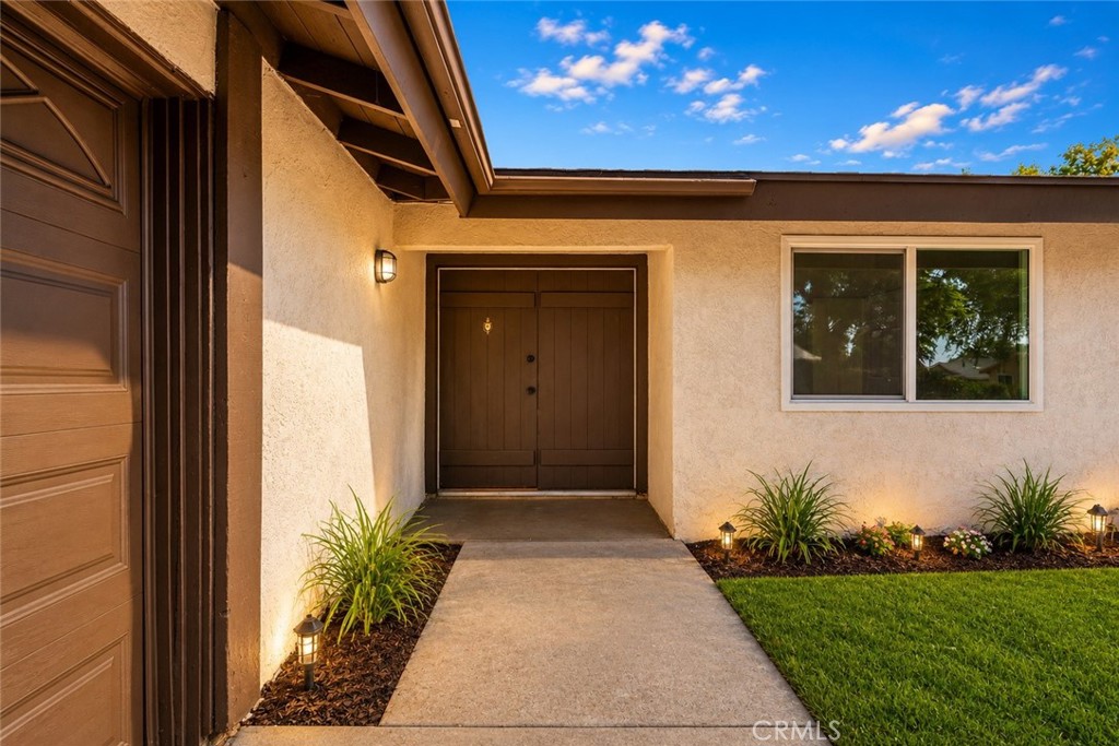3441 Crownsworth Property Photo 4